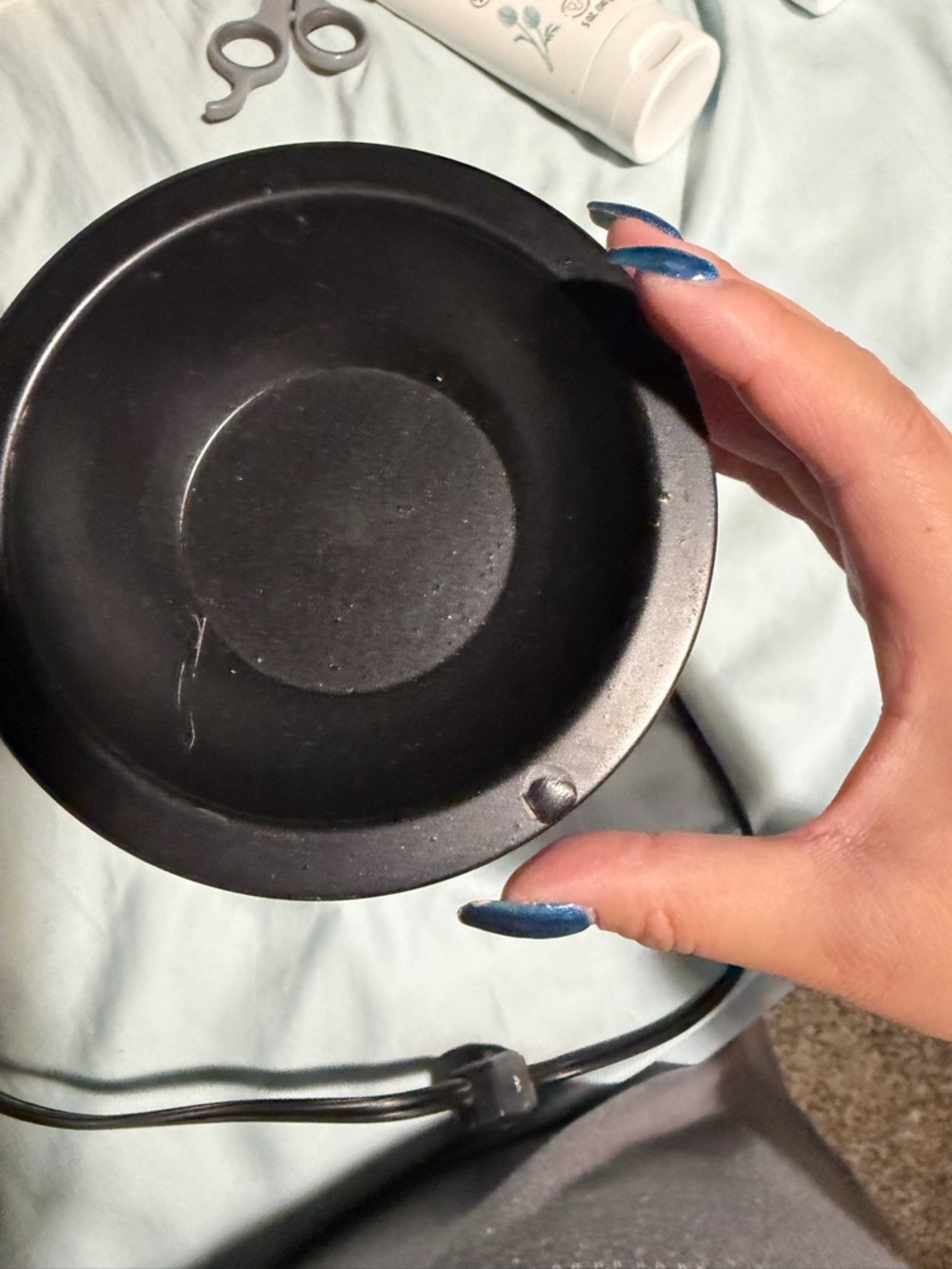 🌧️Electric Glass Bubble Wax Warmer in Black by Home Accents - Picture 2 of 5